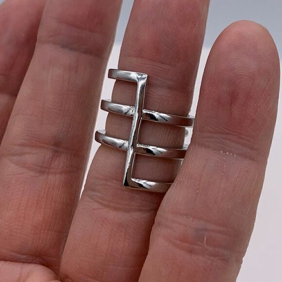 New, no tags. Sapphire/ diamond 3 stack ring, adjustable size, solid sterling - Picture 5 of 14